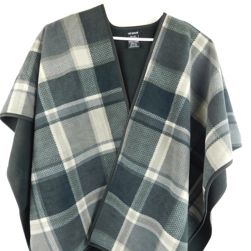 NWOT Ike Behar Reversible Fashion Wrap